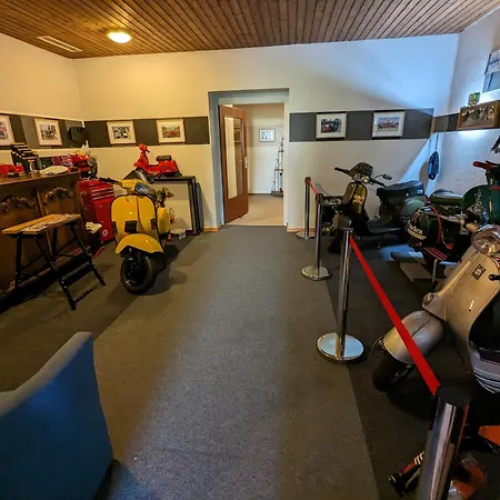 Schweizerhaus 2*