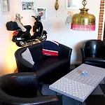 Schweizerhaus Hotel 2*