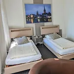 Schweizerhaus Hotel 2*