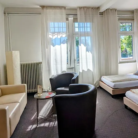 Schweizerhaus 2* Lübeck