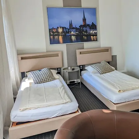 Schweizerhaus Hotel 2*