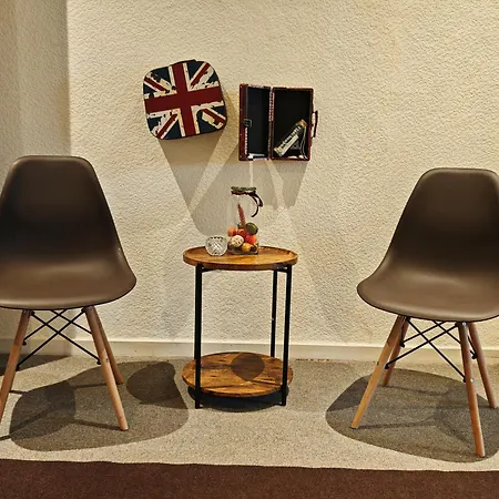 Schweizerhaus فندق لوبيك