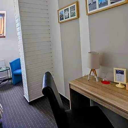 Schweizerhaus Hotel 2*