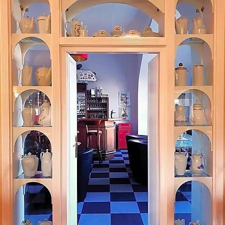 Schweizerhaus 2*