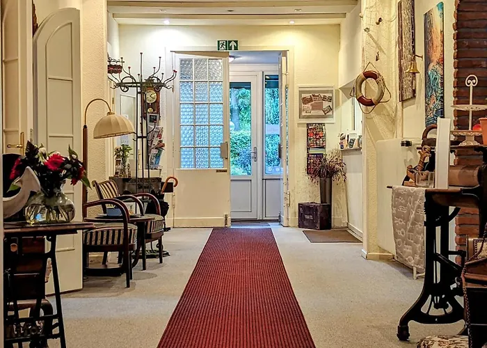 Schweizerhaus Hotell 2*