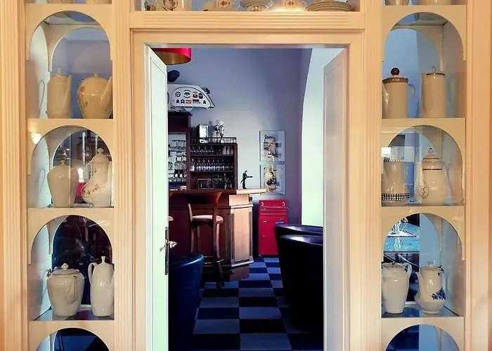 Schweizerhaus فندق لوبيك